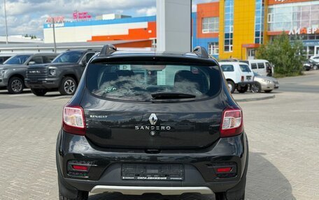 Renault Sandero II рестайлинг, 2017 год, 900 000 рублей, 6 фотография