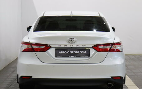 Toyota Camry, 2022 год, 3 271 000 рублей, 4 фотография