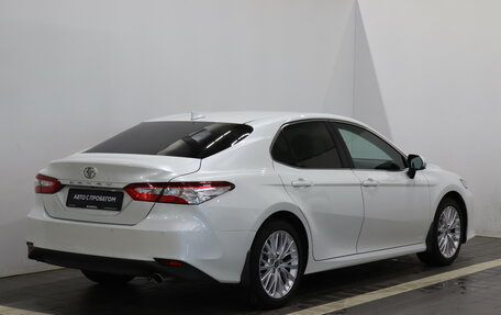 Toyota Camry, 2022 год, 3 271 000 рублей, 5 фотография