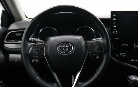 Toyota Camry, 2022 год, 3 271 000 рублей, 10 фотография