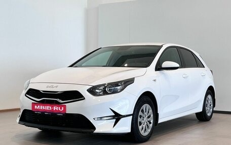 KIA cee'd III, 2023 год, 1 950 000 рублей, 1 фотография