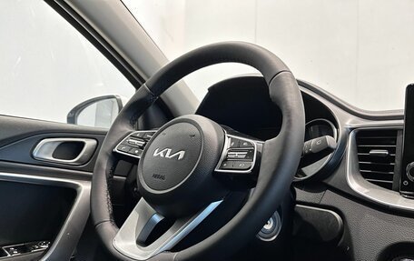 KIA cee'd III, 2023 год, 1 950 000 рублей, 16 фотография