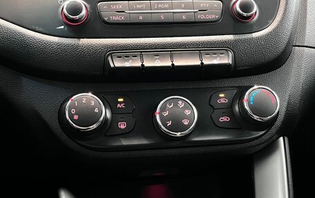 KIA cee'd III, 2013 год, 880 000 рублей, 21 фотография