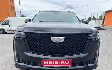 Cadillac Escalade V, 2023 год, 11 500 000 рублей, 2 фотография