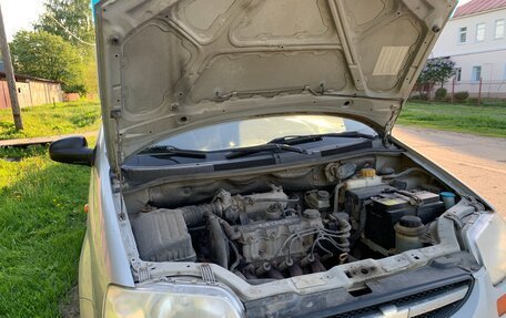 Chevrolet Aveo III, 2004 год, 150 000 рублей, 3 фотография