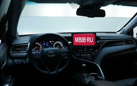 Toyota Camry, 2021 год, 2 998 888 рублей, 6 фотография