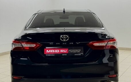 Toyota Camry, 2022 год, 2 945 000 рублей, 5 фотография