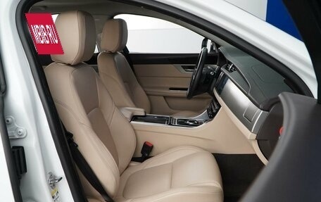 Jaguar XF II, 2016 год, 1 997 055 рублей, 9 фотография