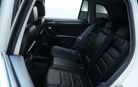 Volkswagen Tiguan II, 2017 год, 1 799 777 рублей, 9 фотография