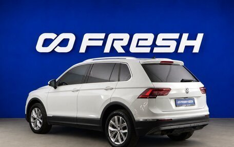 Volkswagen Tiguan II, 2017 год, 1 799 777 рублей, 2 фотография