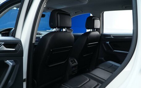 Volkswagen Tiguan II, 2017 год, 1 799 777 рублей, 11 фотография