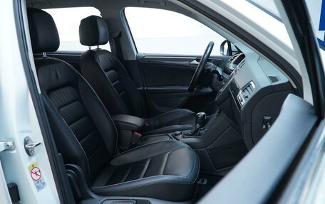 Volkswagen Tiguan II, 2017 год, 1 799 777 рублей, 8 фотография