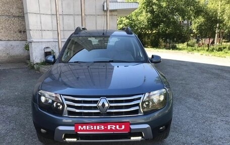 Renault Duster I рестайлинг, 2013 год, 990 000 рублей, 2 фотография