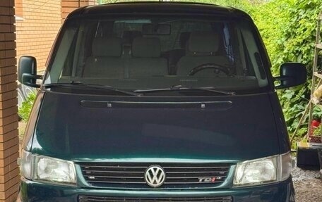 Volkswagen Caravelle T4, 1998 год, 600 000 рублей, 1 фотография