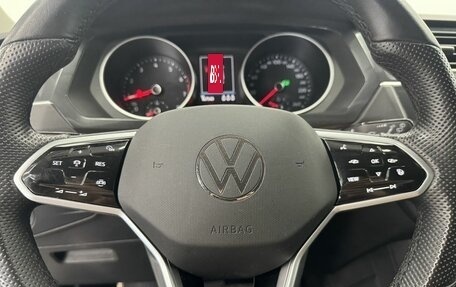 Volkswagen Tiguan II, 2018 год, 2 000 000 рублей, 13 фотография