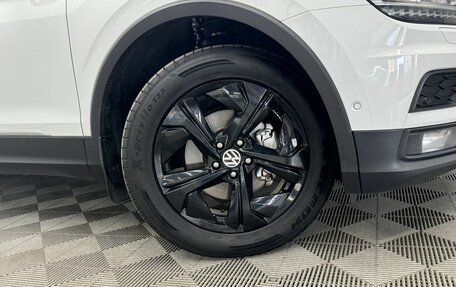 Volkswagen Tiguan II, 2018 год, 2 000 000 рублей, 14 фотография