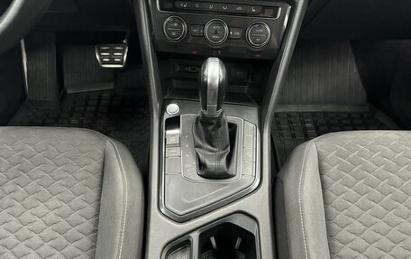Volkswagen Tiguan II, 2018 год, 2 000 000 рублей, 18 фотография