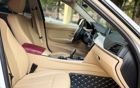 BMW 3 серия, 2014 год, 1 850 000 рублей, 16 фотография