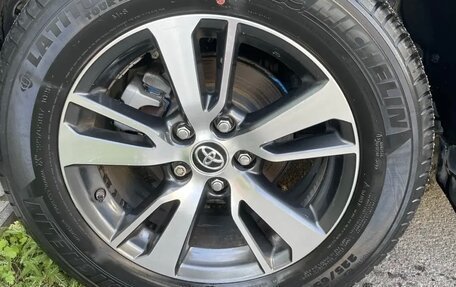 Toyota RAV4, 2016 год, 2 500 000 рублей, 8 фотография