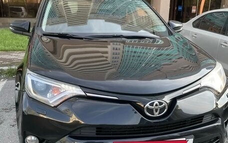 Toyota RAV4, 2016 год, 2 500 000 рублей, 4 фотография