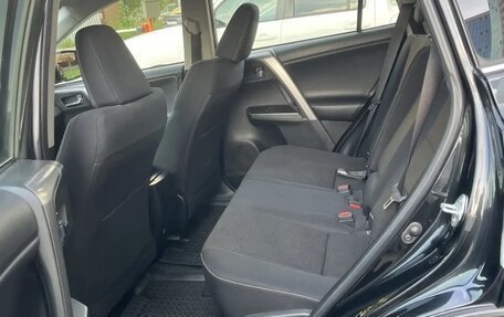 Toyota RAV4, 2016 год, 2 500 000 рублей, 20 фотография