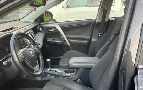 Toyota RAV4, 2016 год, 2 500 000 рублей, 21 фотография