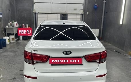 KIA Rio III рестайлинг, 2015 год, 1 200 000 рублей, 5 фотография