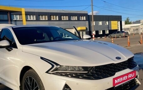 KIA K5, 2021 год, 2 600 000 рублей, 11 фотография
