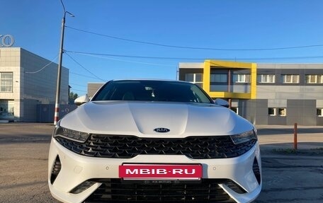 KIA K5, 2021 год, 2 600 000 рублей, 12 фотография