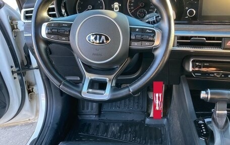 KIA K5, 2021 год, 2 600 000 рублей, 19 фотография
