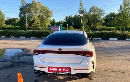 KIA K5, 2021 год, 2 600 000 рублей, 13 фотография