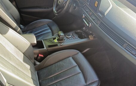Audi A4, 2017 год, 1 850 000 рублей, 6 фотография