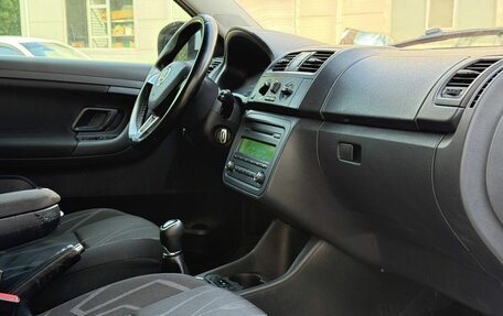 Skoda Fabia II, 2014 год, 420 000 рублей, 11 фотография