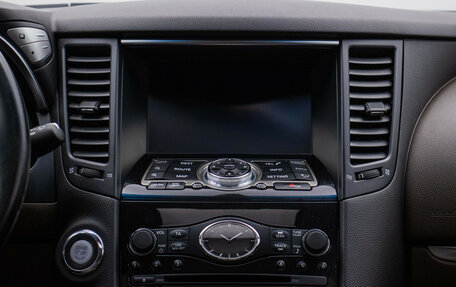 Infiniti QX70, 2013 год, 1 720 000 рублей, 15 фотография