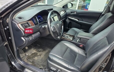 Toyota Camry, 2018 год, 1 899 990 рублей, 7 фотография