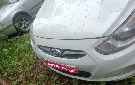 Hyundai Solaris II рестайлинг, 2013 год, 600 000 рублей, 1 фотография