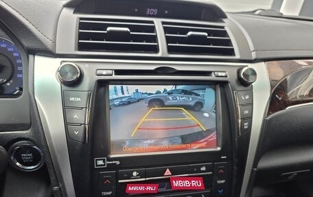Toyota Camry, 2018 год, 1 899 990 рублей, 25 фотография