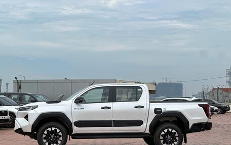 Toyota Hilux, 2026 год, 8 700 000 рублей, 2 фотография