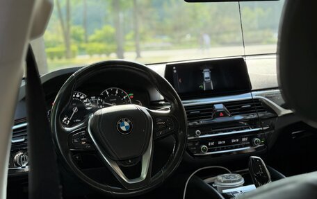 BMW 6 серия, 2018 год, 2 990 000 рублей, 14 фотография