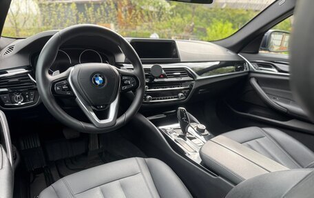 BMW 5 серия, 2018 год, 2 500 000 рублей, 17 фотография