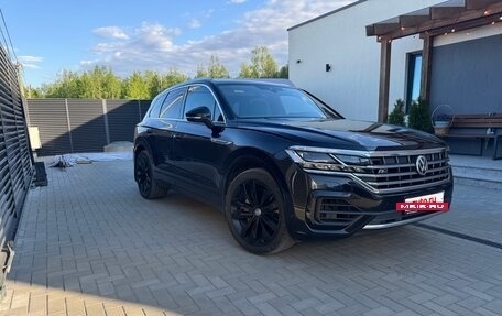 Volkswagen Touareg III, 2018 год, 4 550 000 рублей, 4 фотография