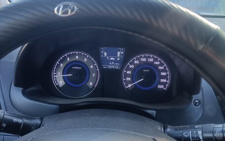 Hyundai Solaris II рестайлинг, 2013 год, 600 000 рублей, 8 фотография