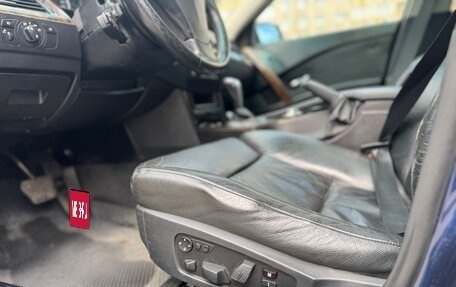 BMW 5 серия, 2005 год, 825 000 рублей, 14 фотография