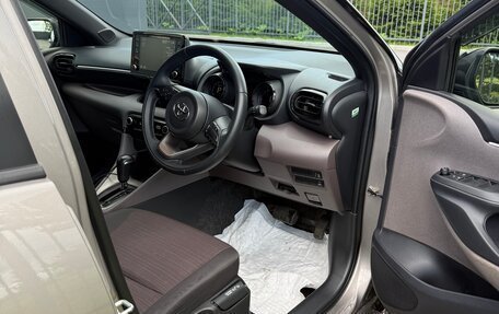 Toyota Yaris, 2020 год, 1 350 000 рублей, 4 фотография
