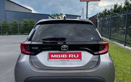 Toyota Yaris, 2020 год, 1 350 000 рублей, 3 фотография