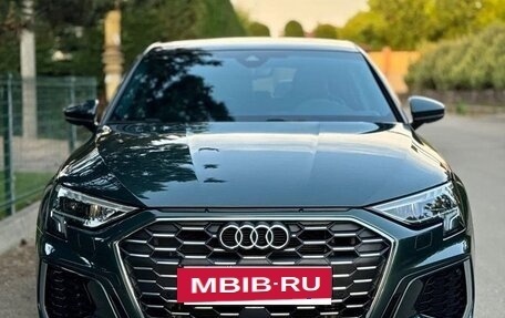Audi A3, 2022 год, 2 220 000 рублей, 2 фотография