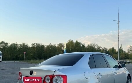 Volkswagen Jetta VI, 2008 год, 480 000 рублей, 6 фотография