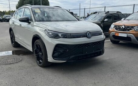 Volkswagen Tiguan II, 2026 год, 4 890 000 рублей, 3 фотография
