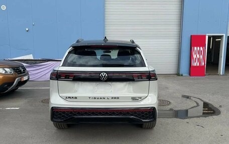 Volkswagen Tiguan II, 2026 год, 4 890 000 рублей, 2 фотография