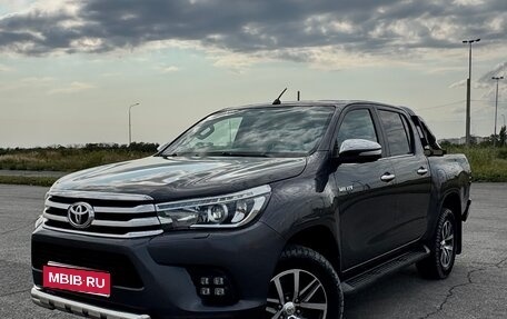 Toyota Hilux VIII, 2016 год, 2 990 000 рублей, 1 фотография